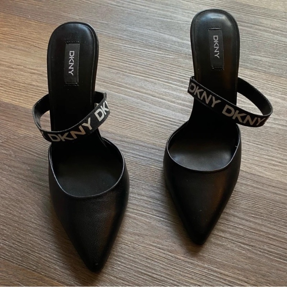 DKNY Black Pointed Toe Heels with Logo Strap